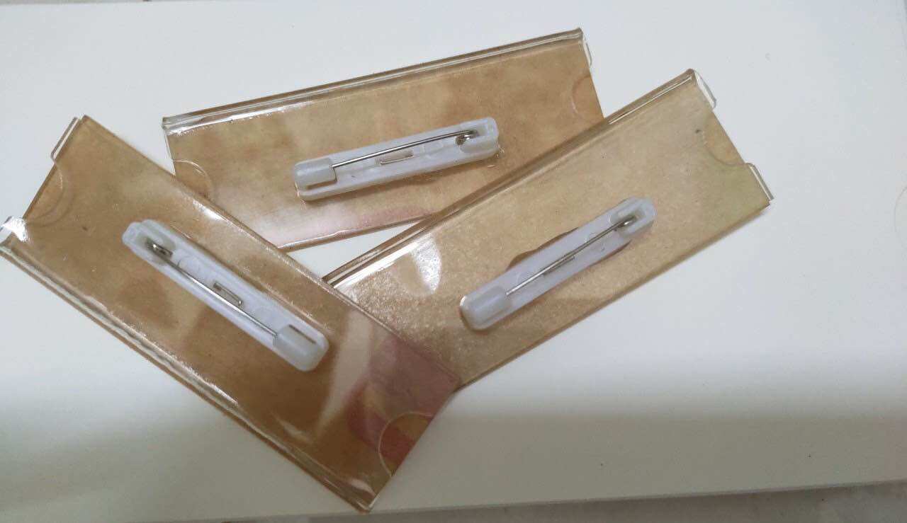 Combo 10 bảng tên nhân viên ghim cài