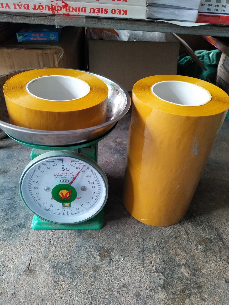 Băng dính 1kg/cuộn lõi 2.4mm siêu dính siêu dai