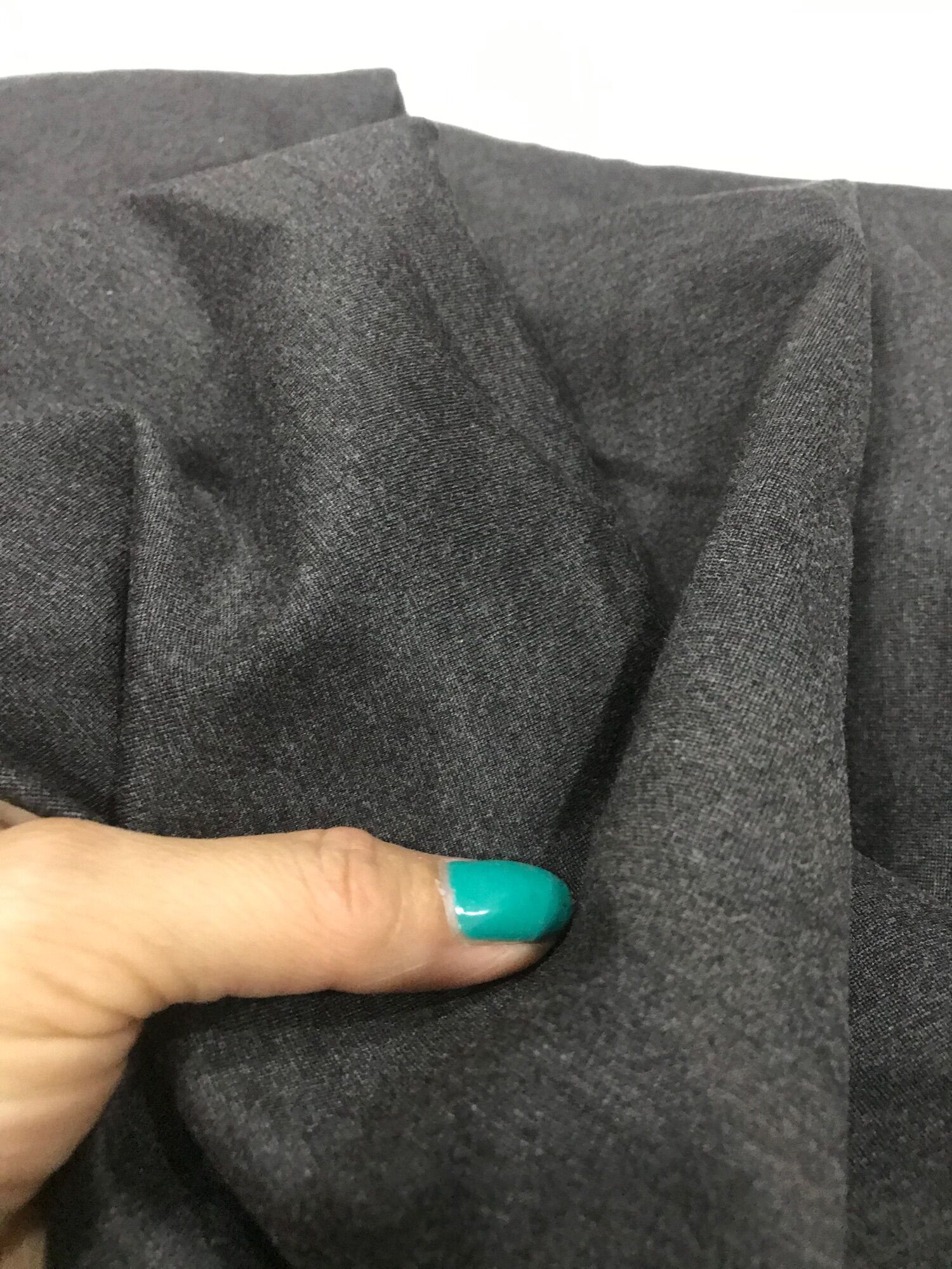 Vải thun cotton Hàn màu xám chuột co dãn 4 chiều dày mềm mịn ,không nhão loại xịn may đầm váy ,đầm body, quần legging
