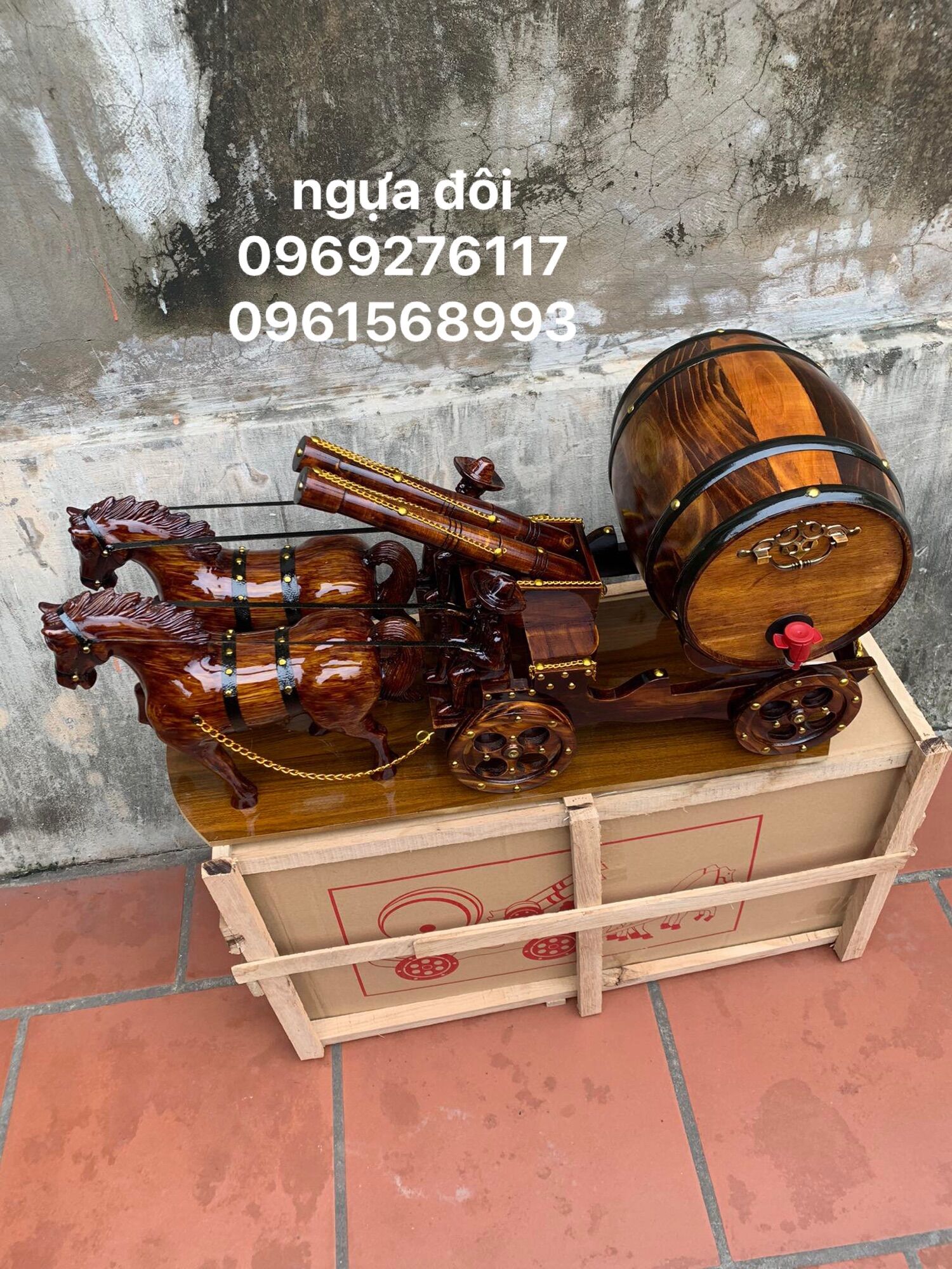 ngua kéo pháo phong thủy