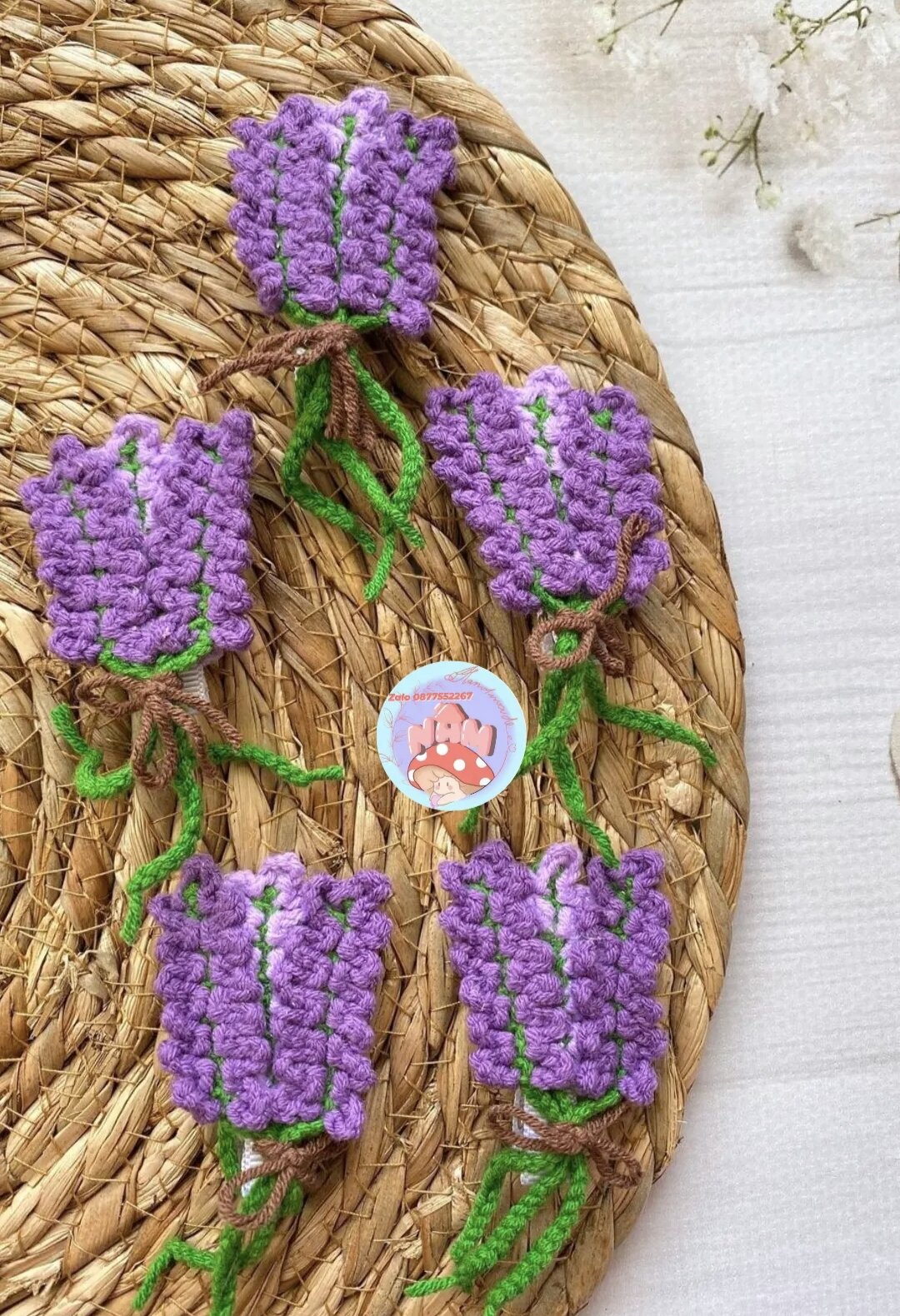 Ghim cài áo handmade bằng len