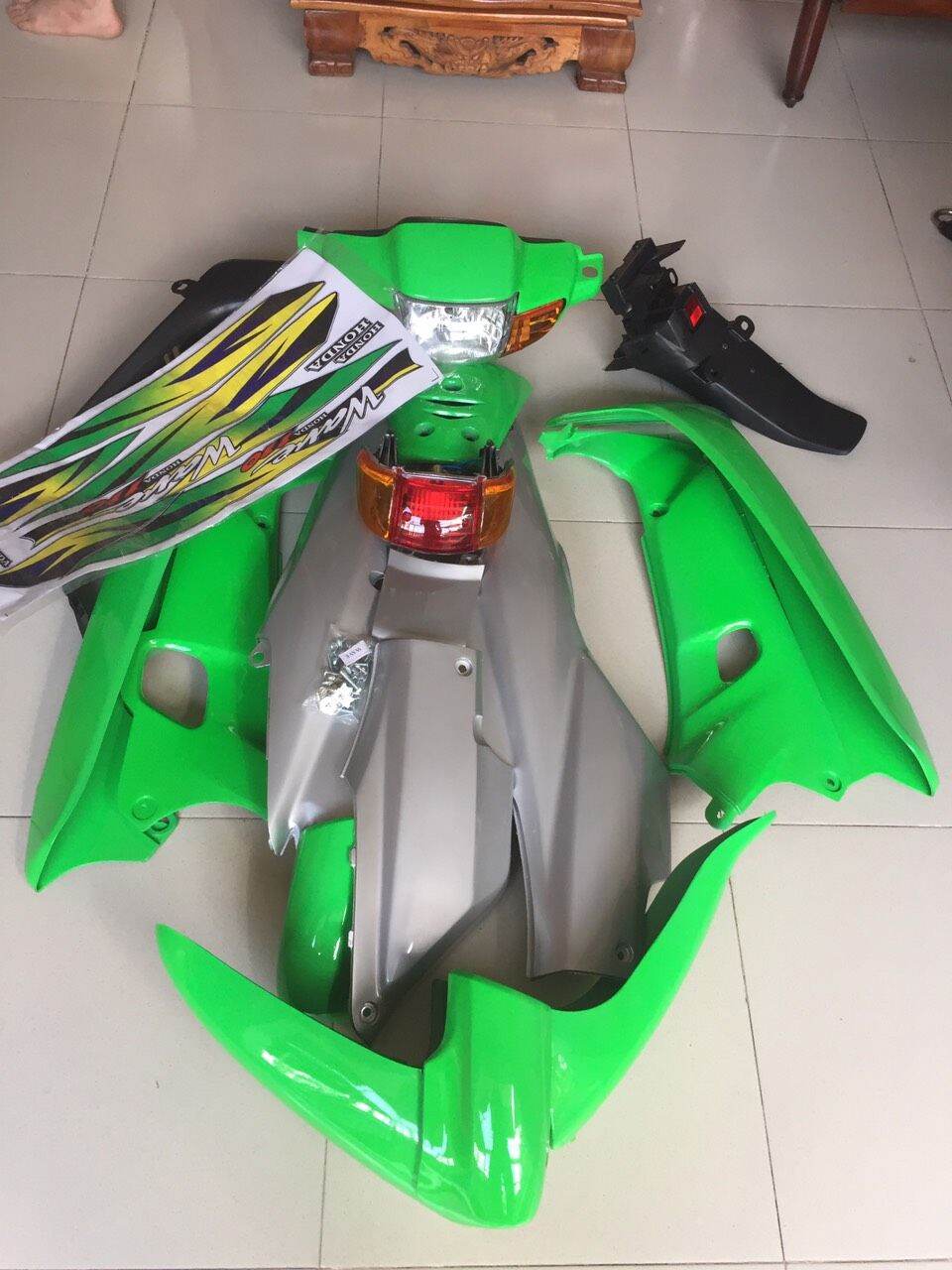Dàn áo Wave 110 màu chuối bạc