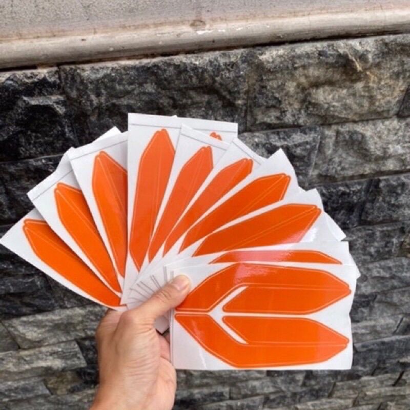 Tem Demi Dán xinhan