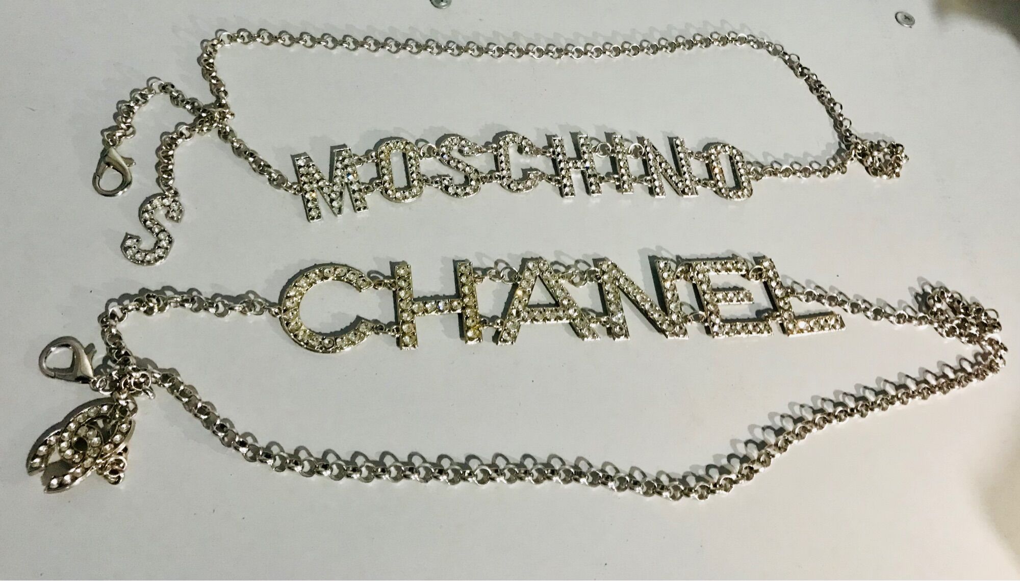 Đai váy xích đá sang chảnh