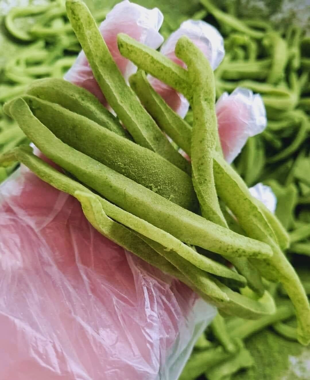 1KG MỨT DỪA NON LÁ DỨA MỀM DẺO THƠM NGON