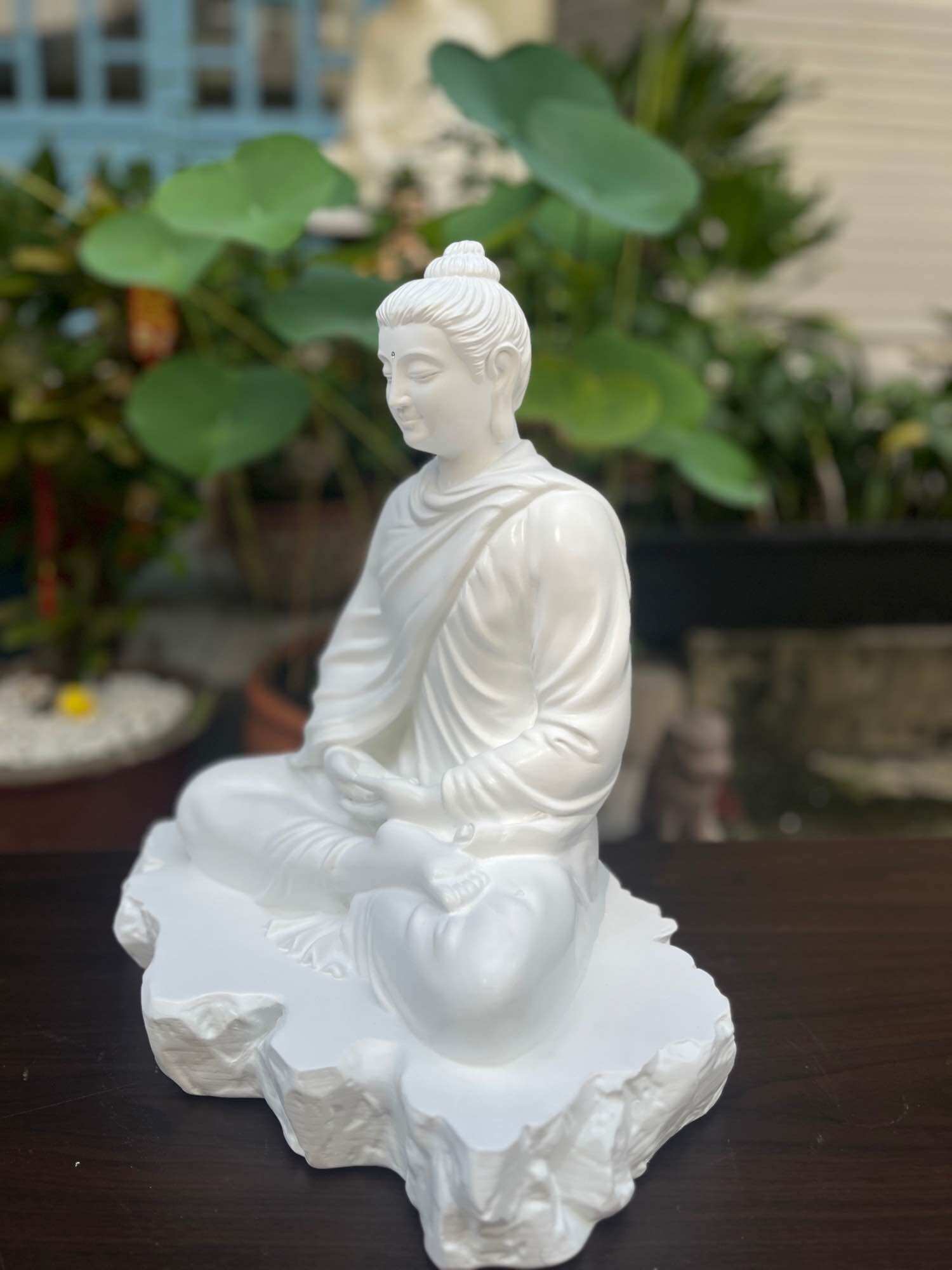 Tôn Tượng Bổn Sư Đế Đá Cao 40CM