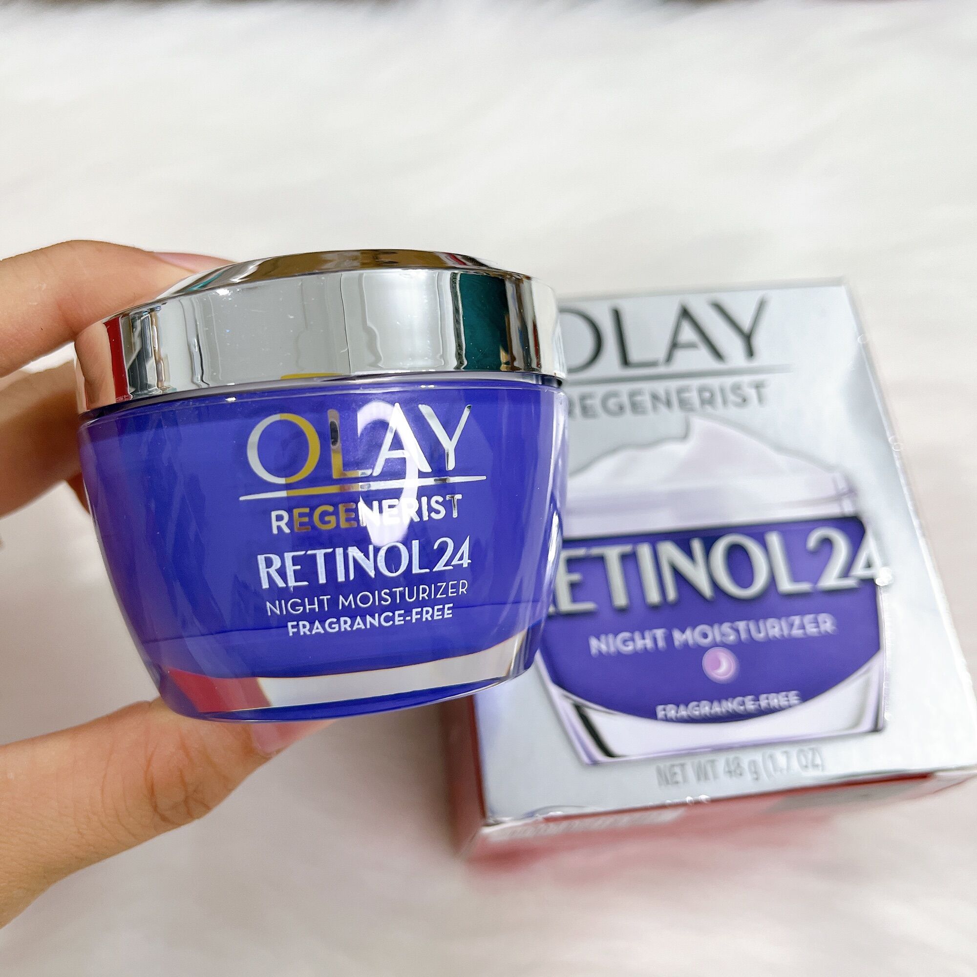 Kem cấp ẩm chống lão hoá ban đêm Vitamin B3 và Retibol Olay Regenerist Retinol 24