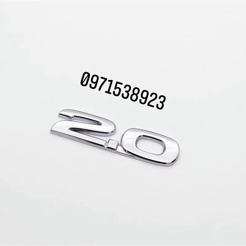 Logo chữ 2.0 2.5 AWD kim loại dán thân xe