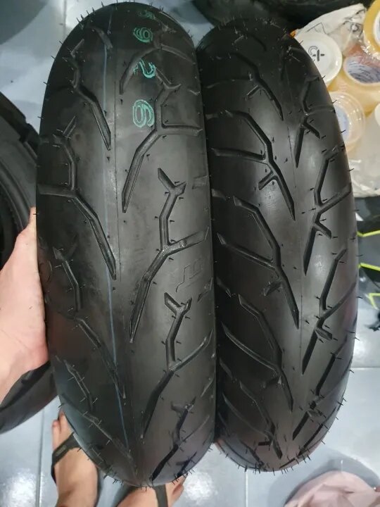 Lốp 130/90-16 và 150/80-16 new 100% mới , gắn rebel 300. 500 .... hàng chính hảng pirelli siêu bám giá sỉ tốt cho ae...