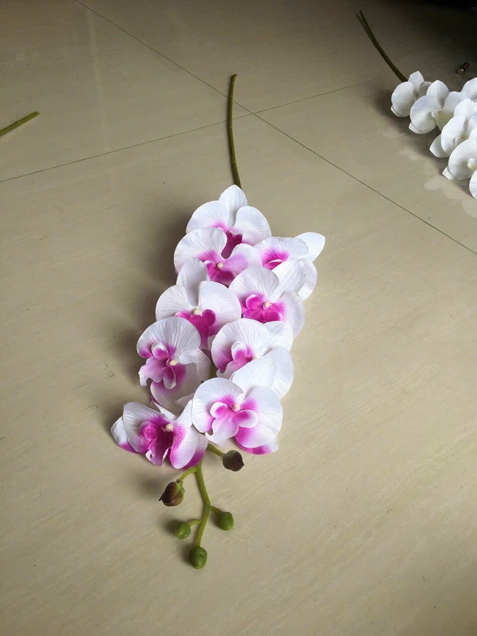 Cành Lan Hồ Điệp 9 bông _ Hoa Vải lụa cao cấp
