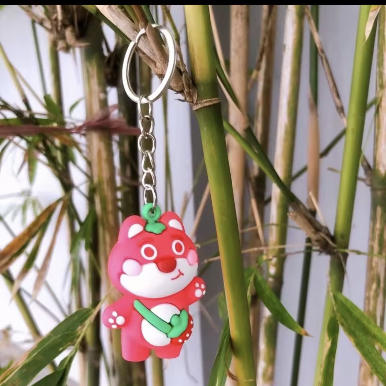 MÓC KHOÁ SILICON GẤU DÂU LOTSO
