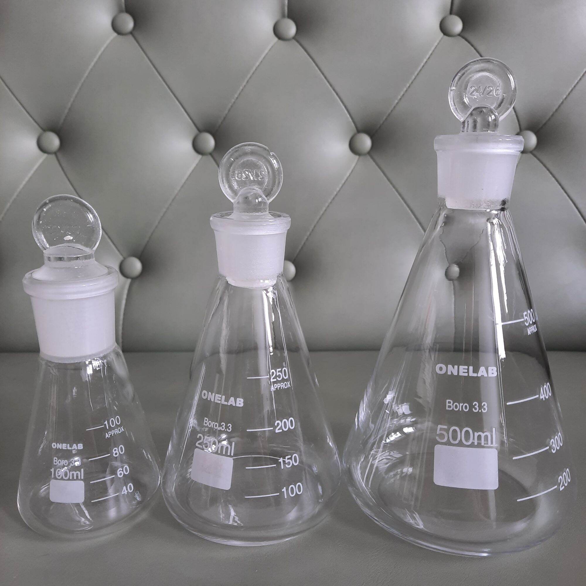 Bình tam giác nút mài hay bình tam giác cổ mài có nút 100-1000ml