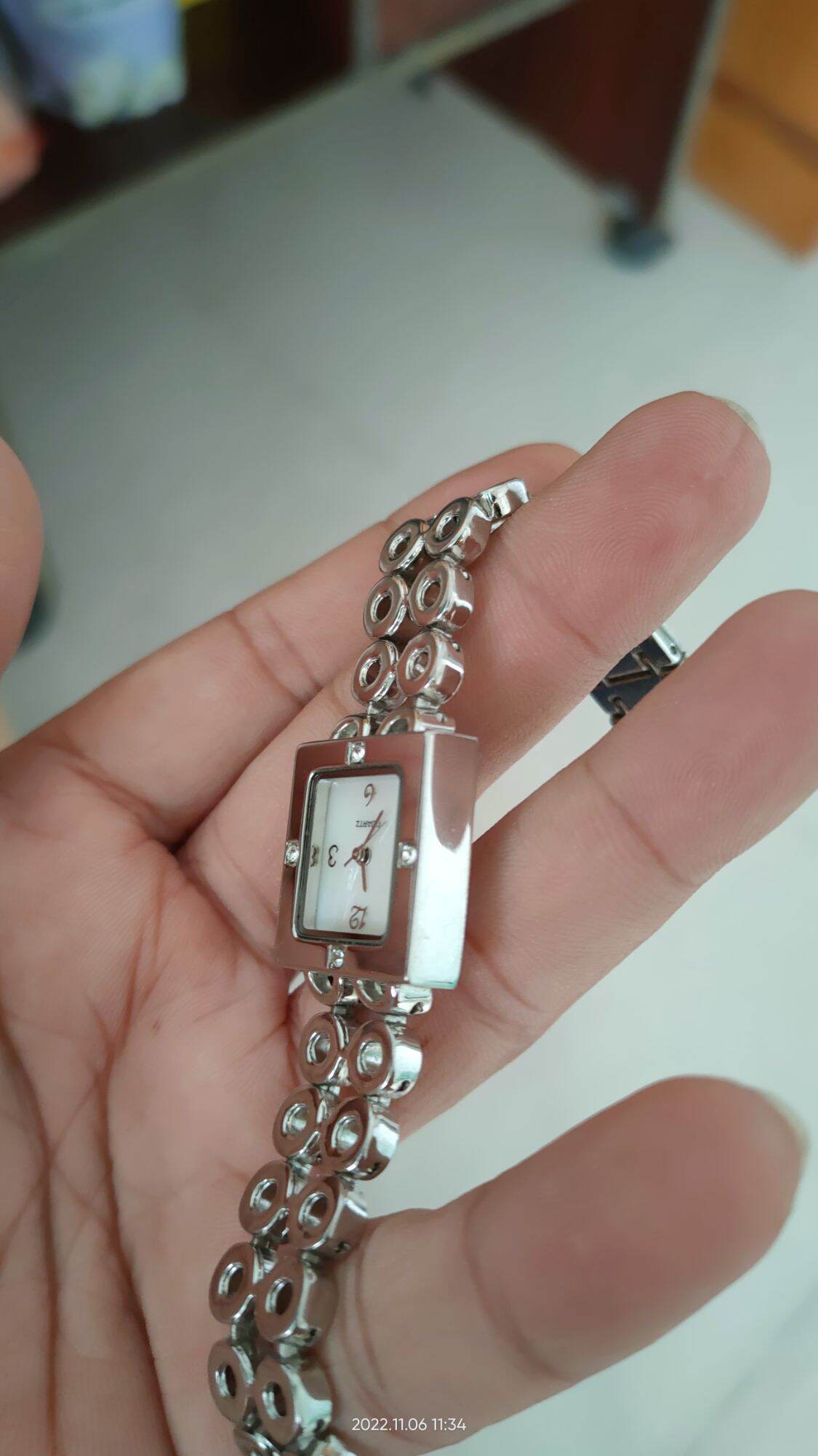 đồng hồ si Nhật