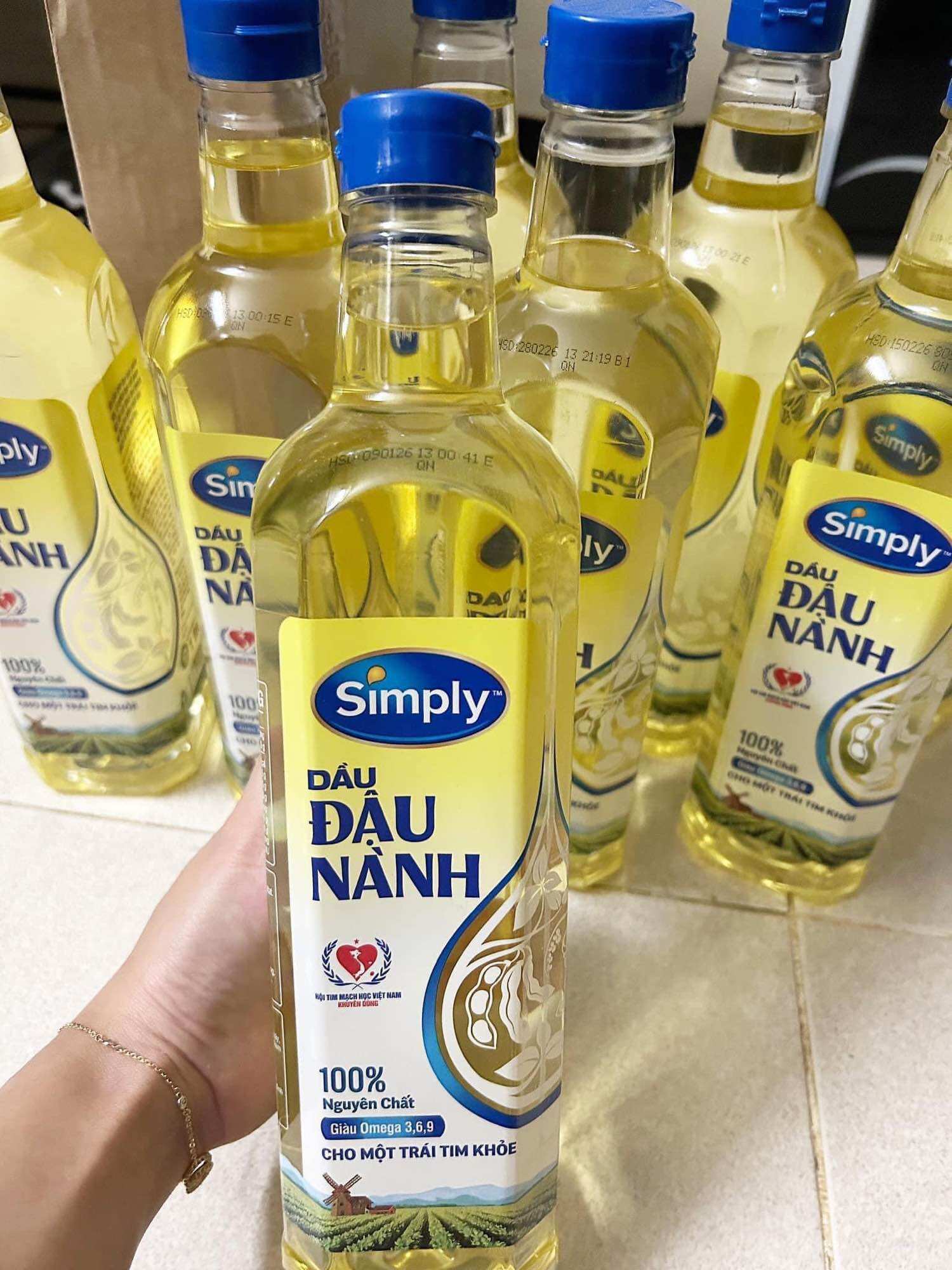 DẦU ĂN ĐẬU NÀNH SIMPLY 1L SIÊU THỊ TKMART