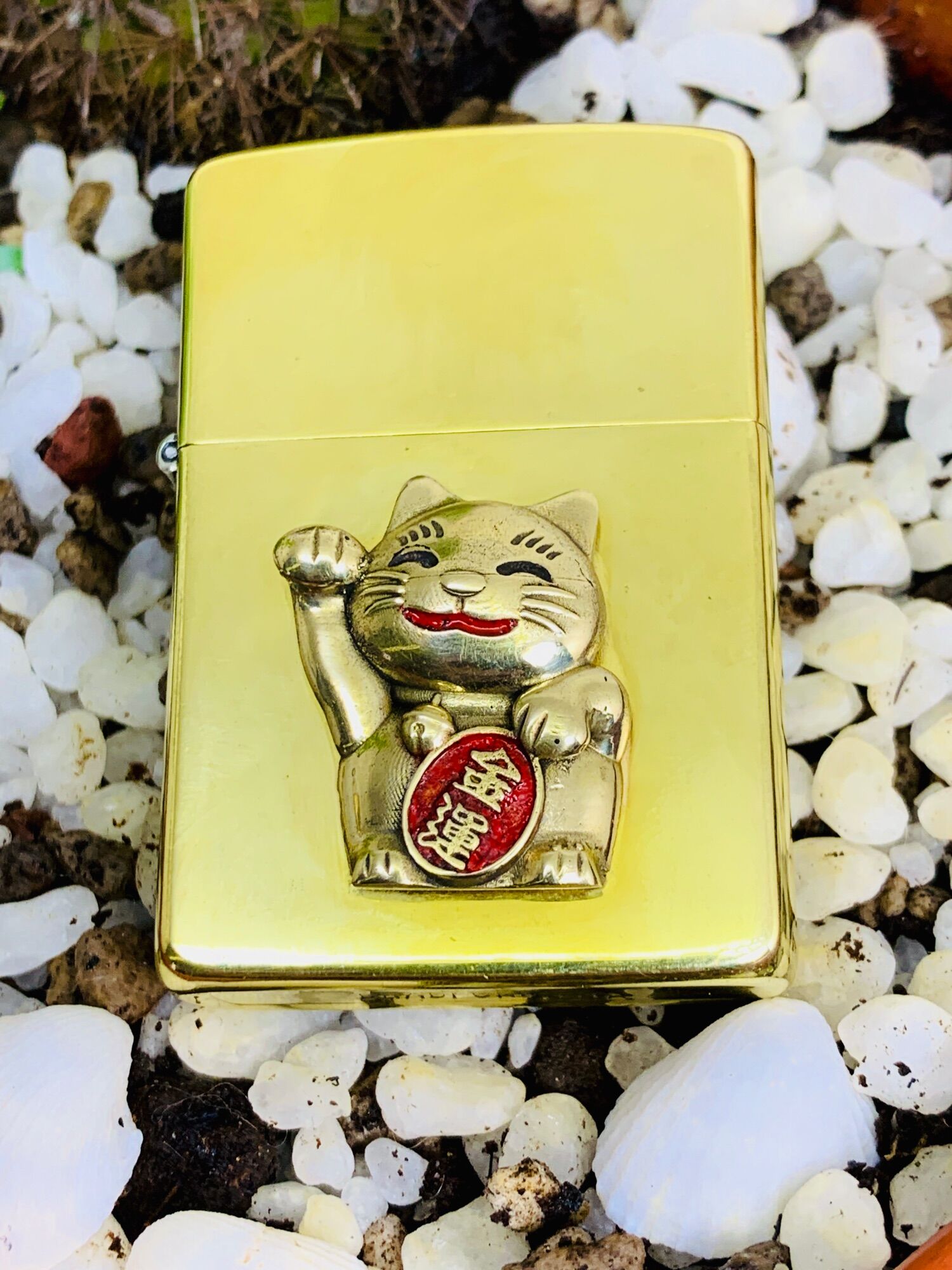 Eblem Mèo thần tài dán Zippo