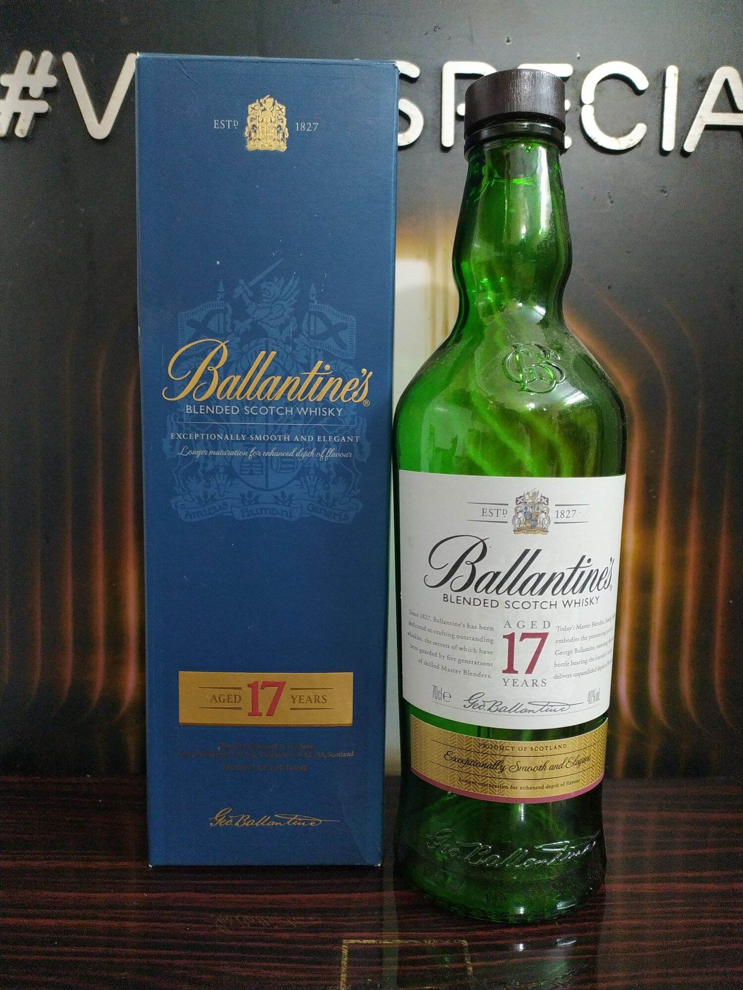 CHAI BALLANTINE'S FULL HỘP [RỖNG]