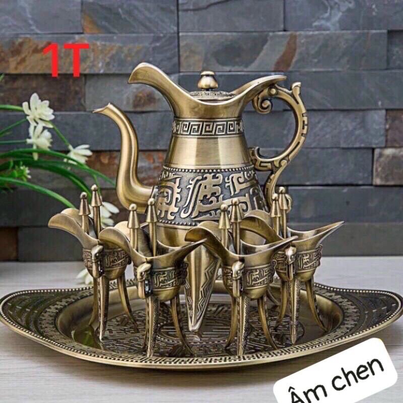 Ấm chén tân thủy bằng đồng