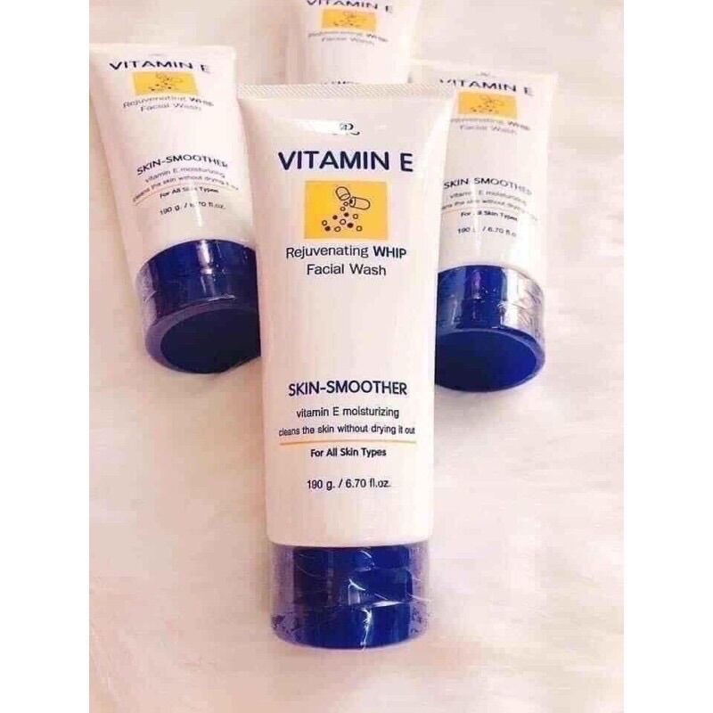 Sửa Rửa Mặt Vitamin E 190g Thái