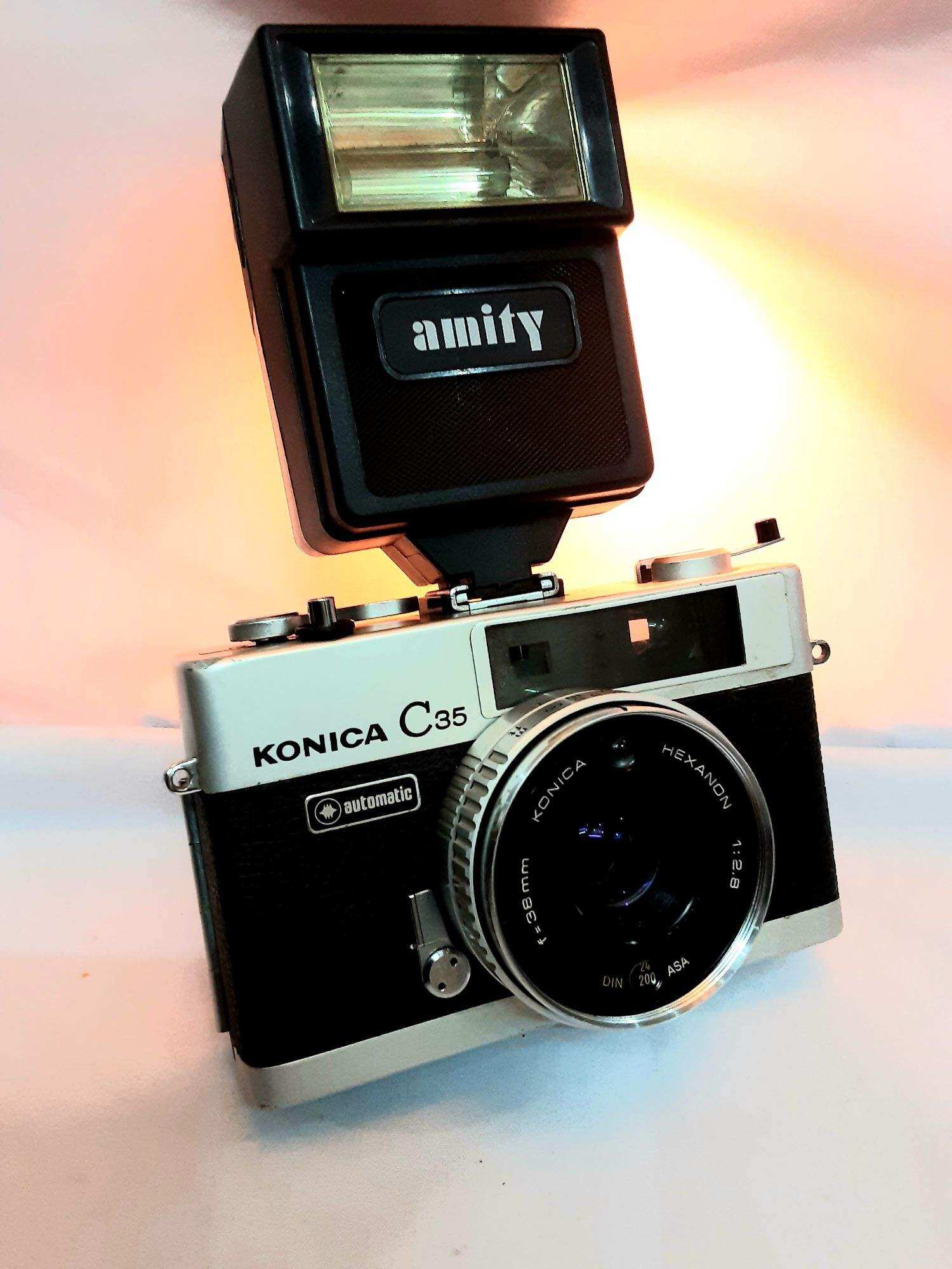 Máy ảnh Film Vintage Konica C35 Automatic