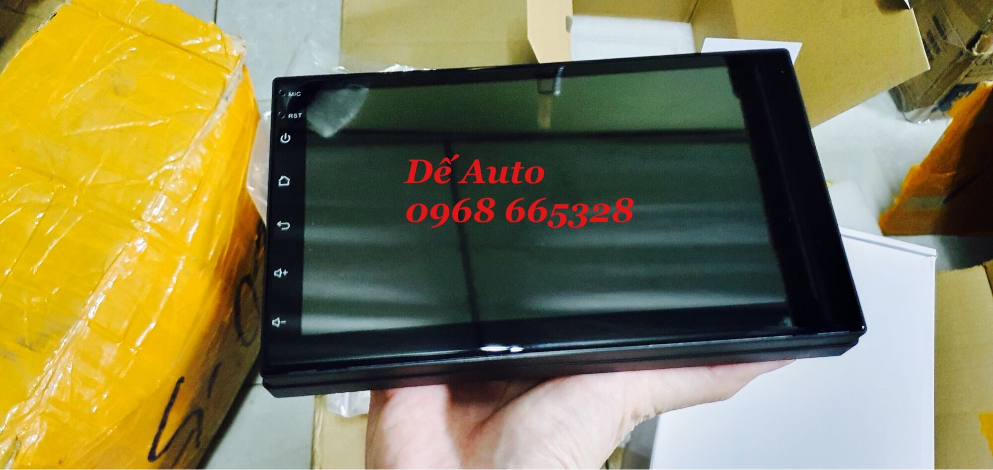 Màn hình Ô tô Android 9inch Wifi màn ips.
