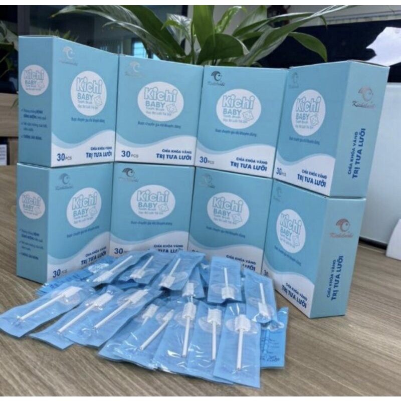 Gạt rơ lưỡi kichi cho bé hộp 30 cây