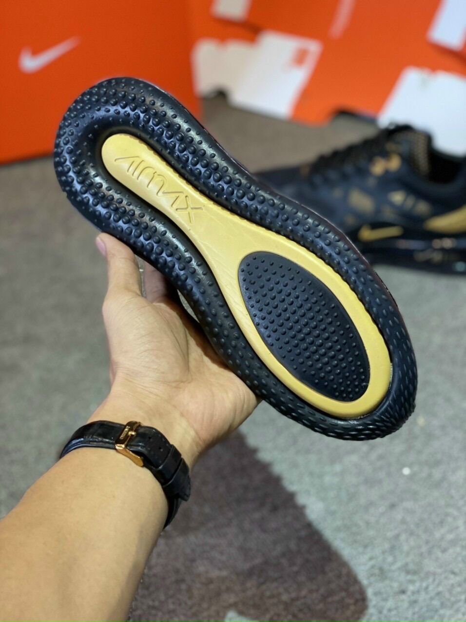Giày Nam AIR MAX 720 2021