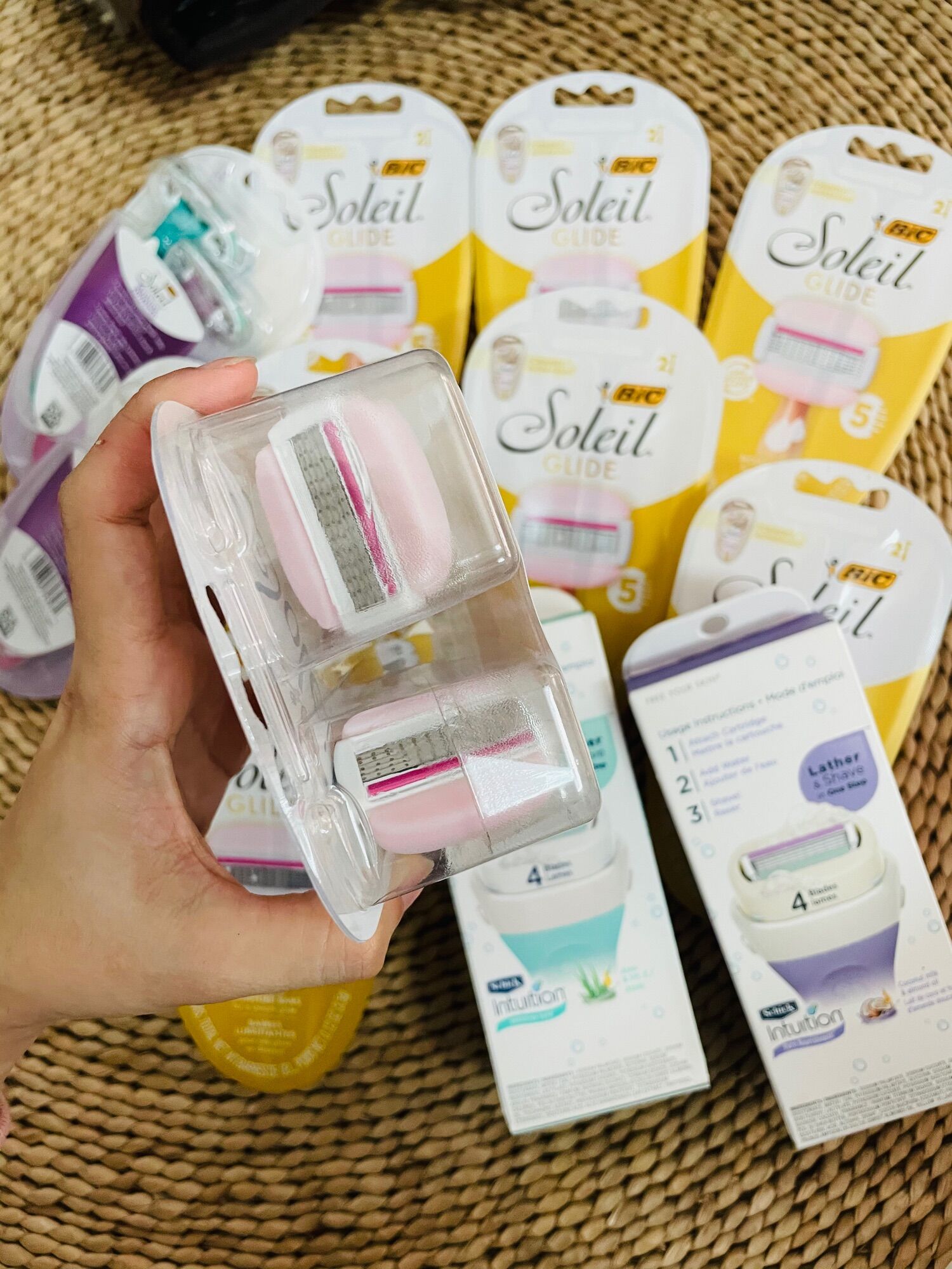 Dao cạo Bic Soleil cho phái nữ