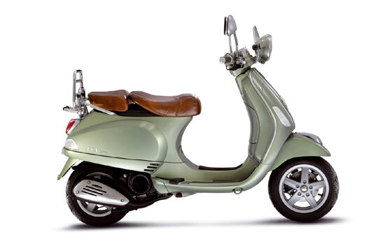 móc cốp vespa