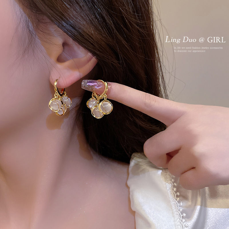 Bông tai dễ thương phong cách Hàn Quốc