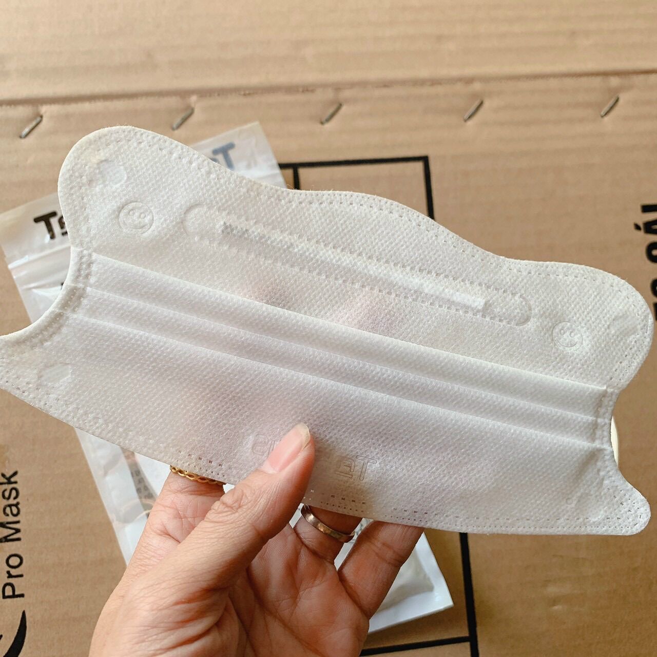 khẩu trang cua taki bịch 10 cái.