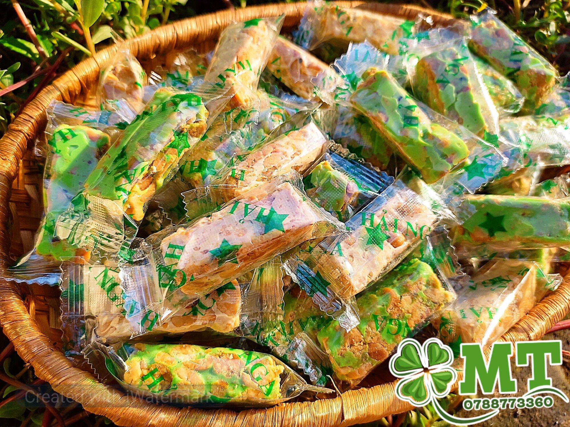 Kẹo đậu phộng nước cốt dừa  mix 2 vị 1kg (Đặc sản Bến Tre)