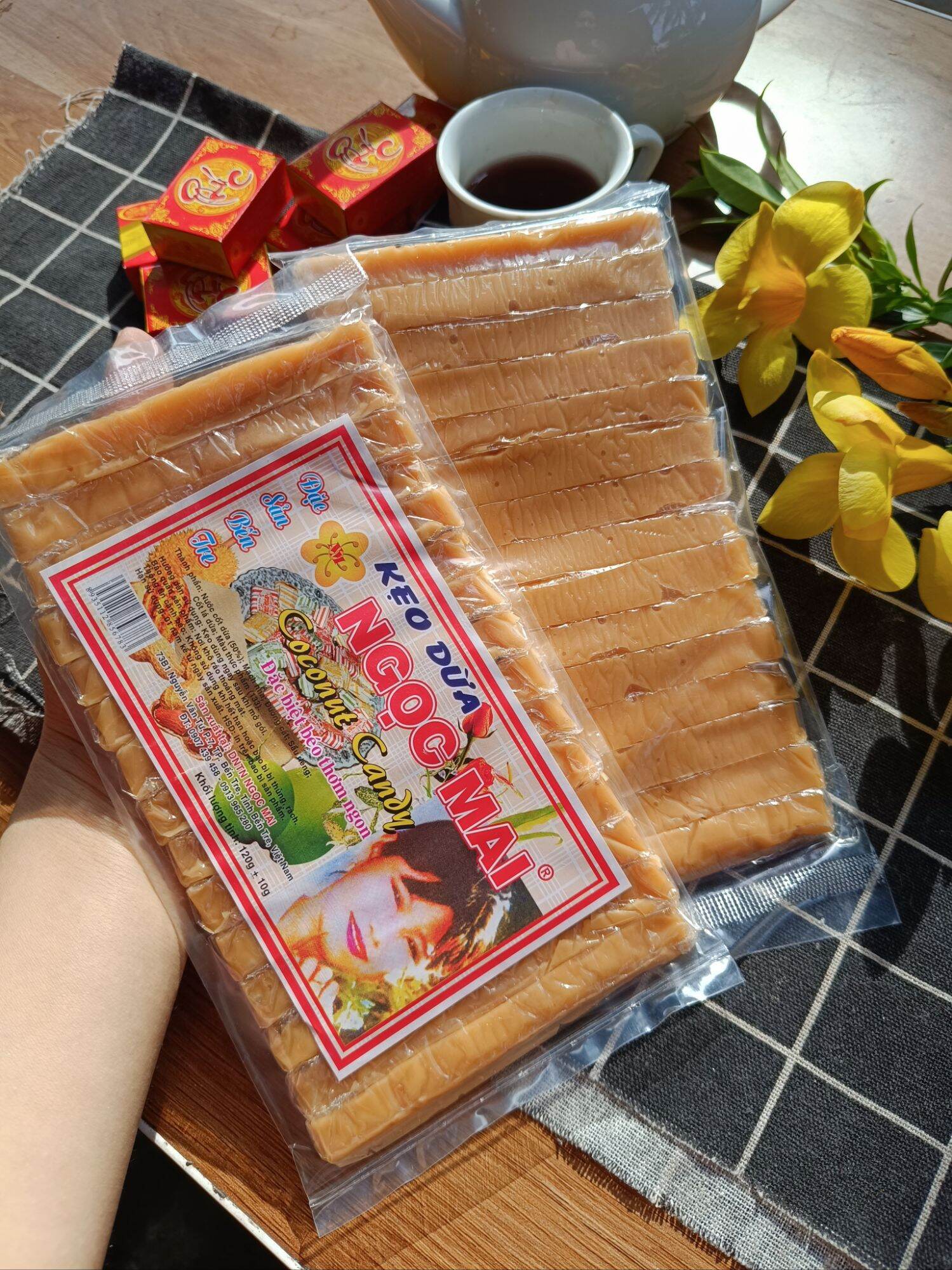 Kẹo dừa que Tuổi thơ Ngọc Mai 150g
