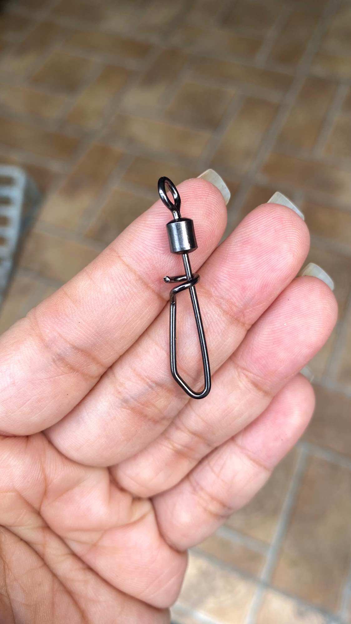 Khoá bắt bò chữ t