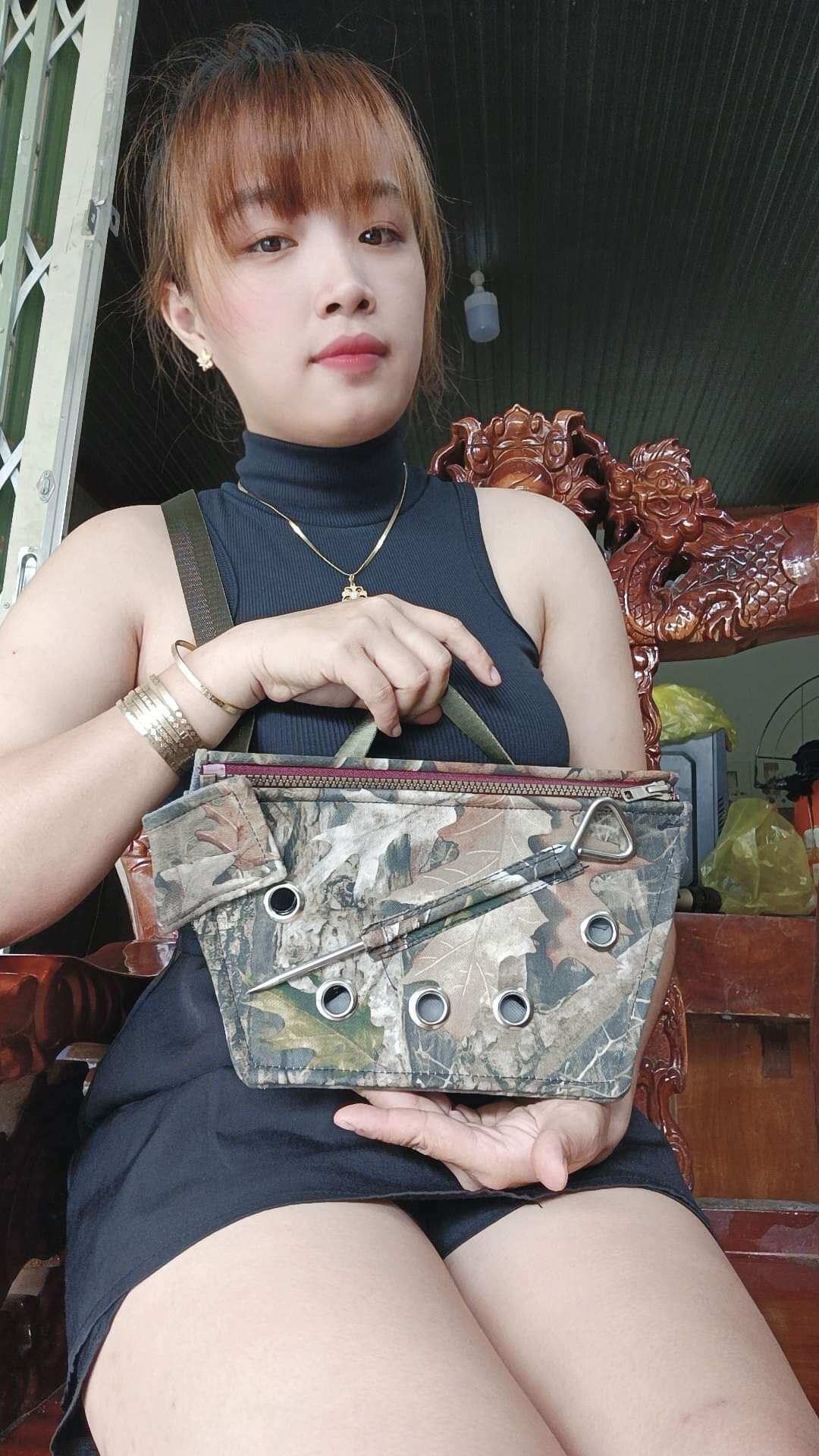 Túi gà mồi kèm cọc inox