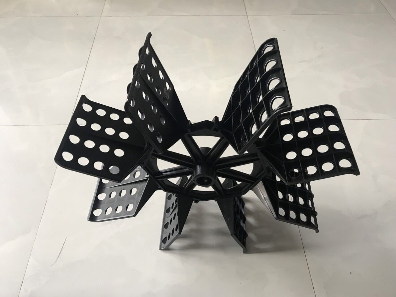 Quạt nước ao cá hồ tôm