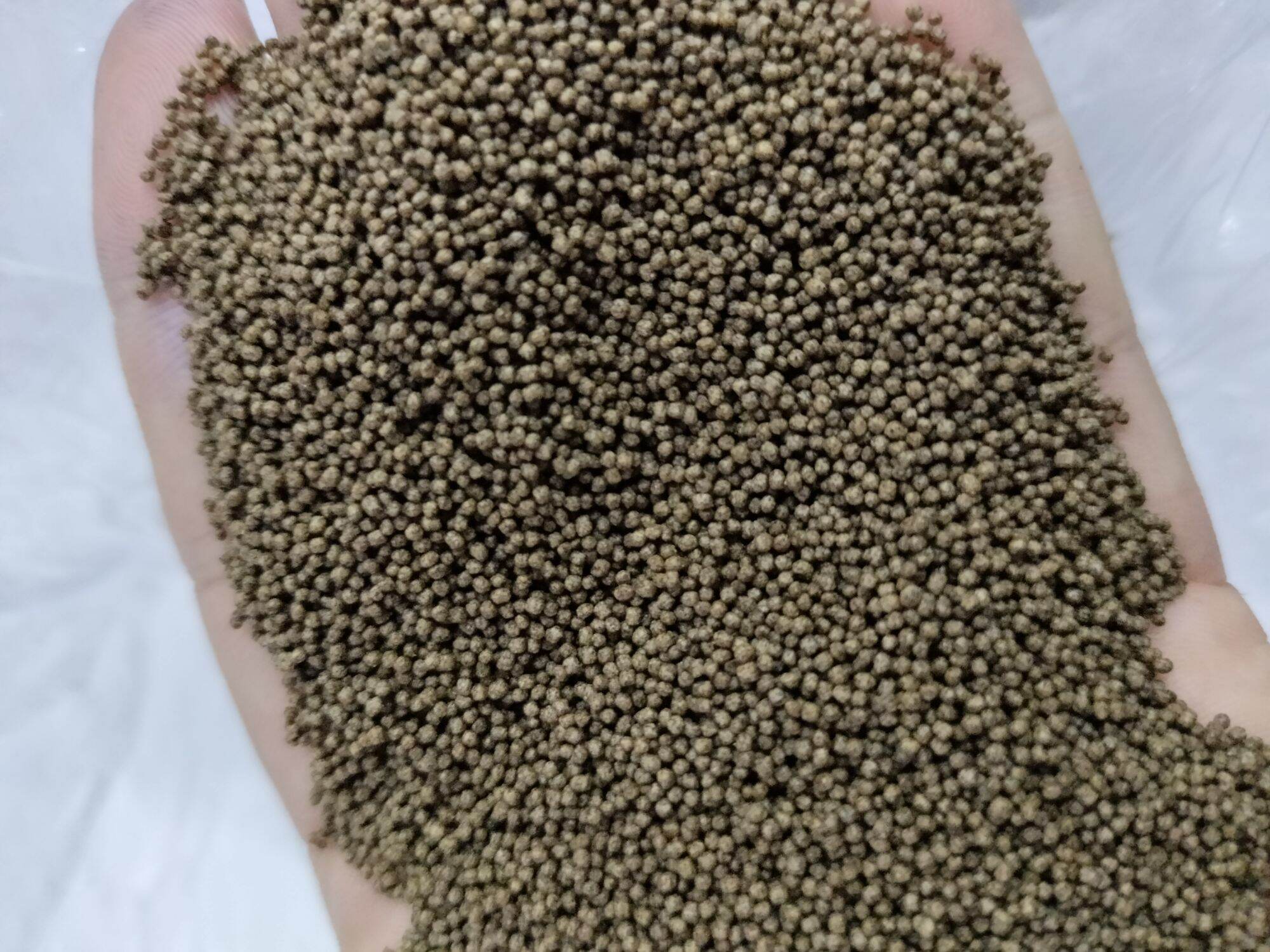 100gr thức ăn cá 7 màu viên nhỏ