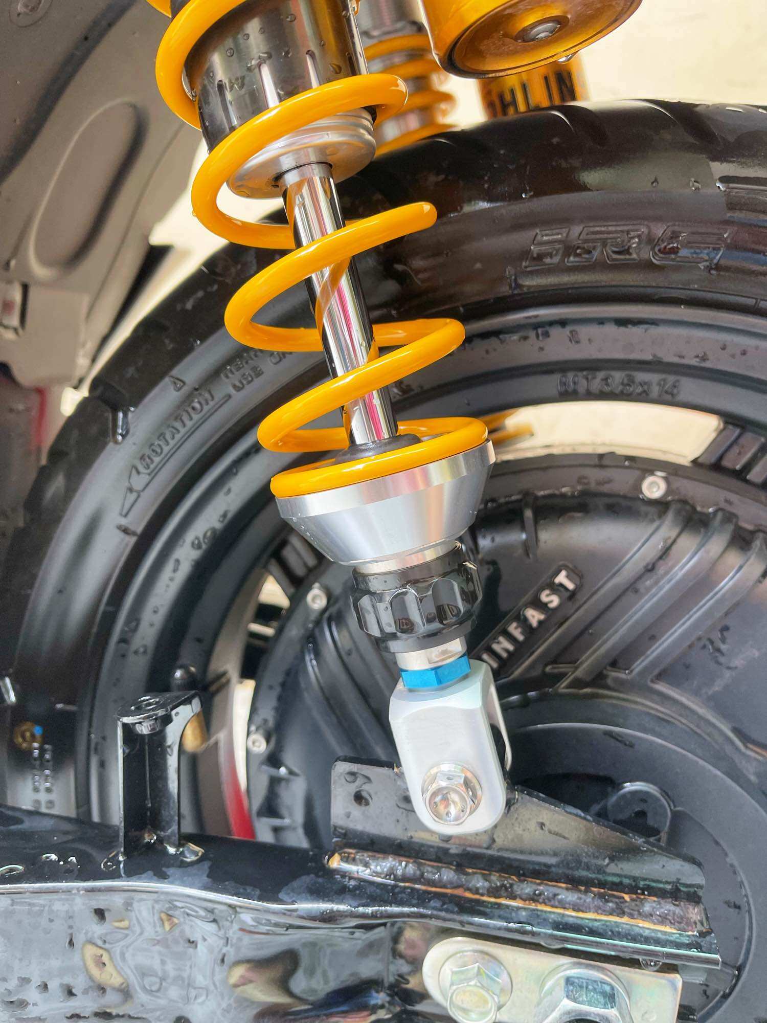 Chén phuộc Ohlins Cnc