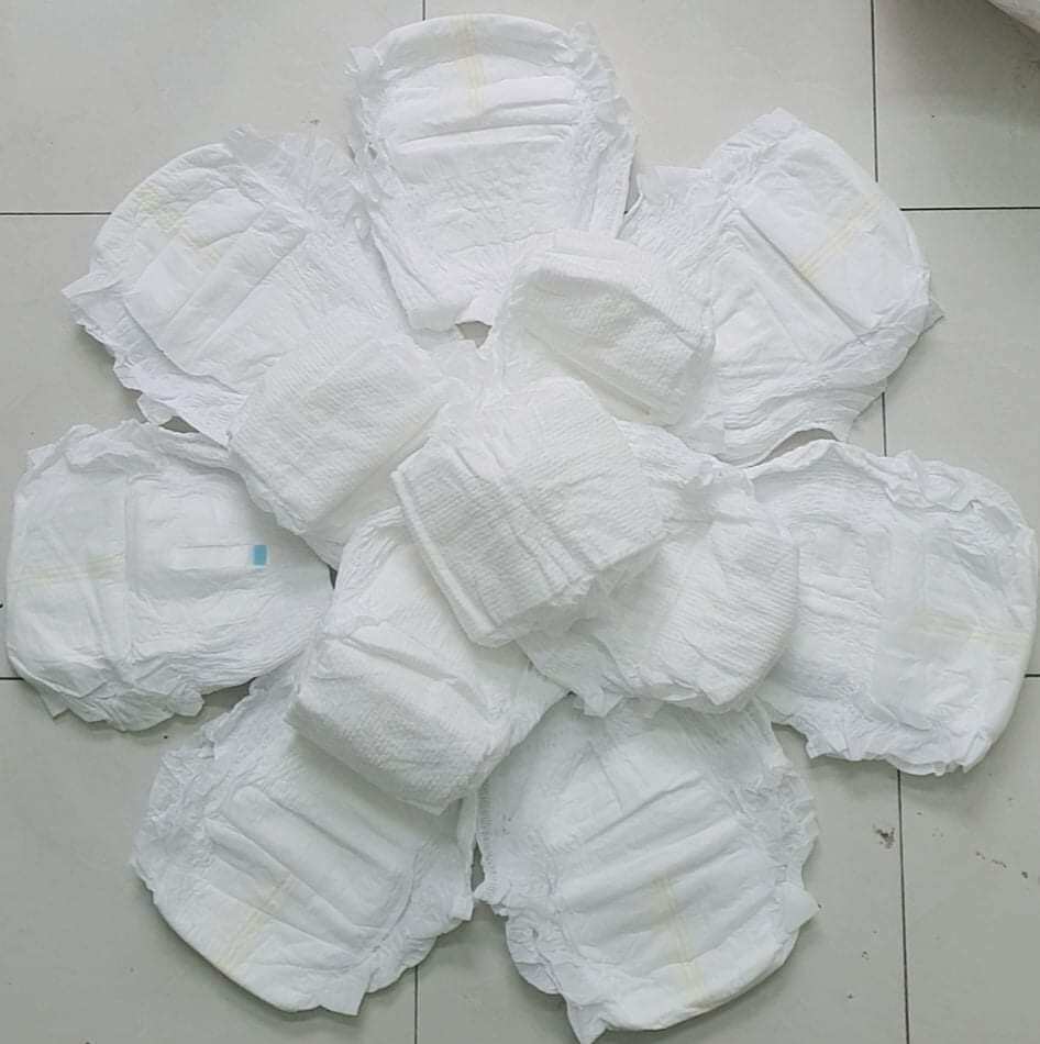 combo 100 miếng bỉm quần Hana Trần