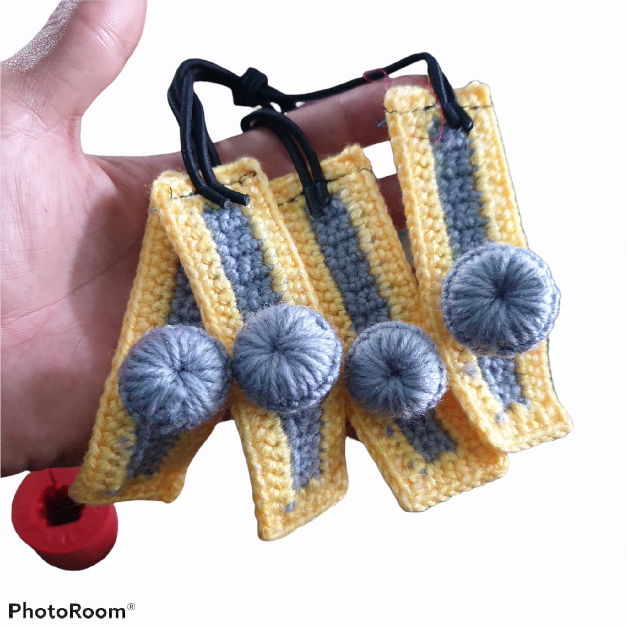 Bịt cựa và bịt mỏ chất liệu len ( bộ dùng 2 con gà )