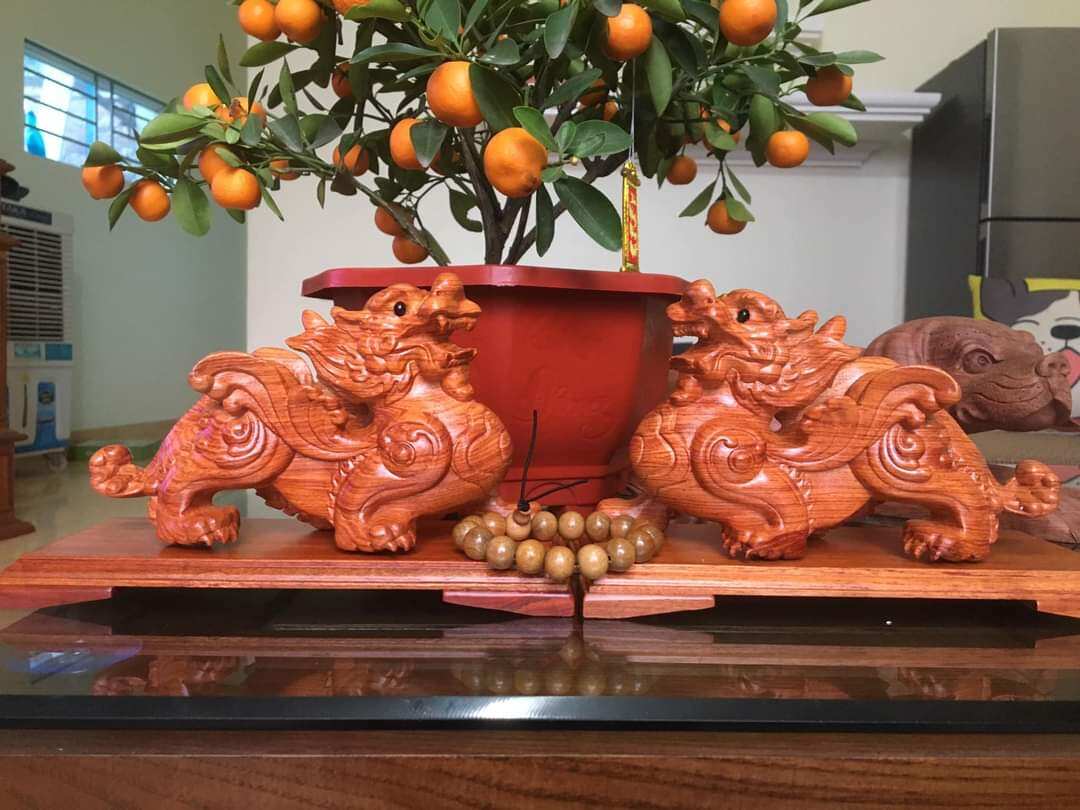 Cặp tượng tỳ hưu gỗ hương 20cm