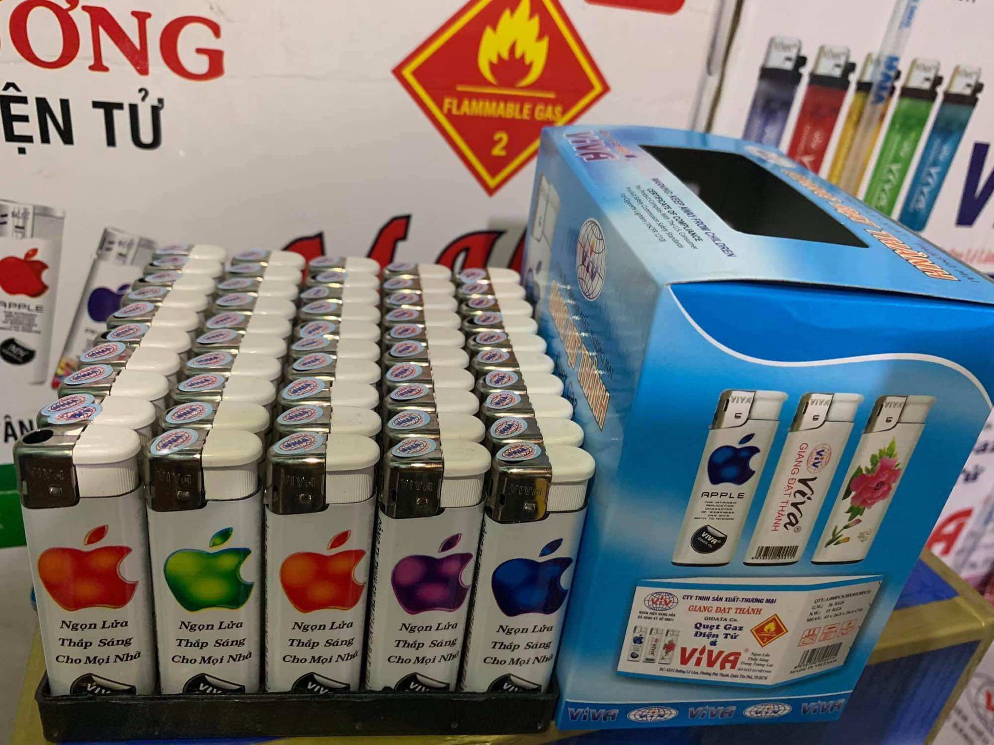 Bật lửa bấm táo viva 50 cái