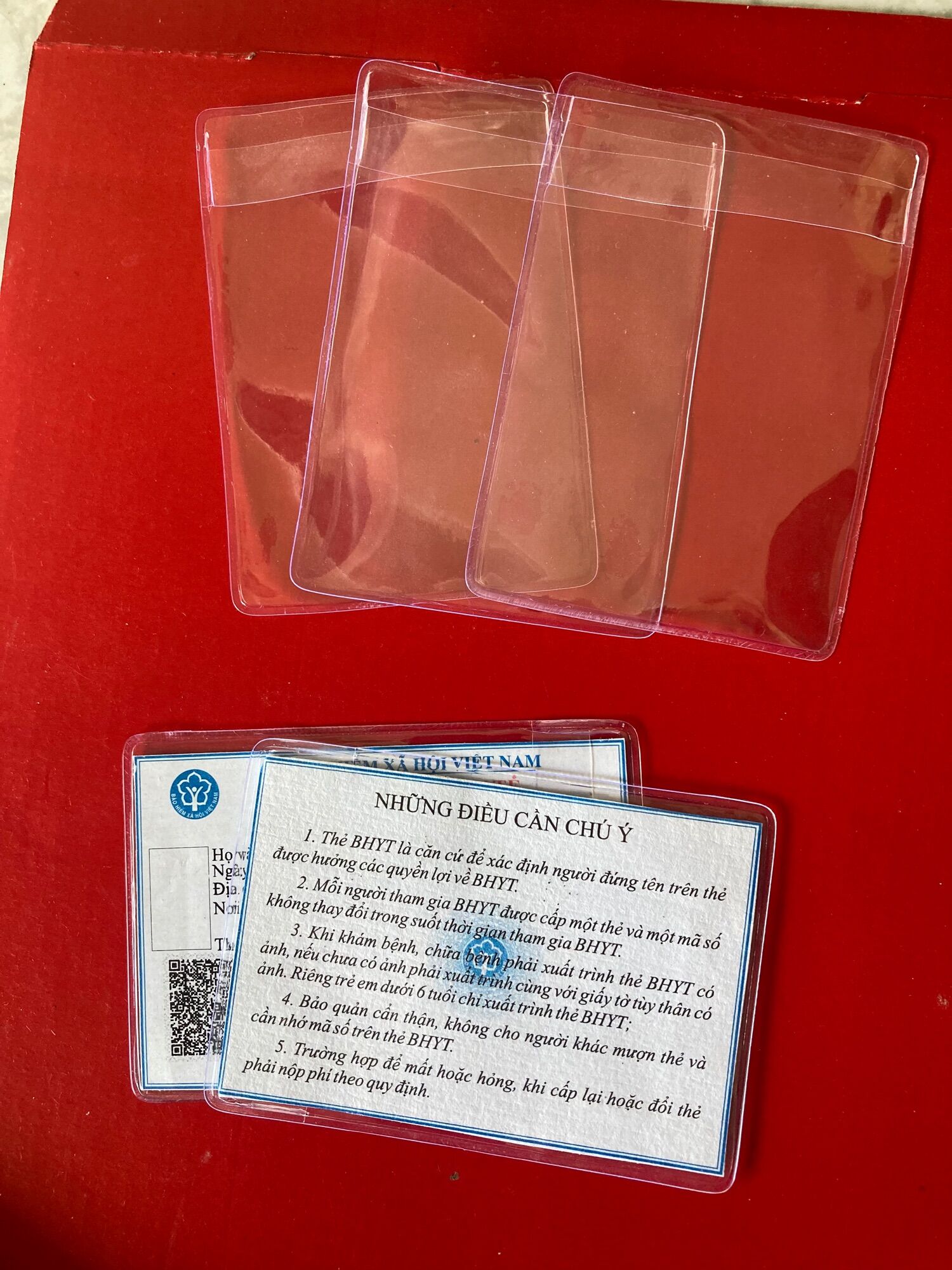 20 cái túi bọc thẻ bảo hiểm y tế, nhựa trong, dày, có nắp