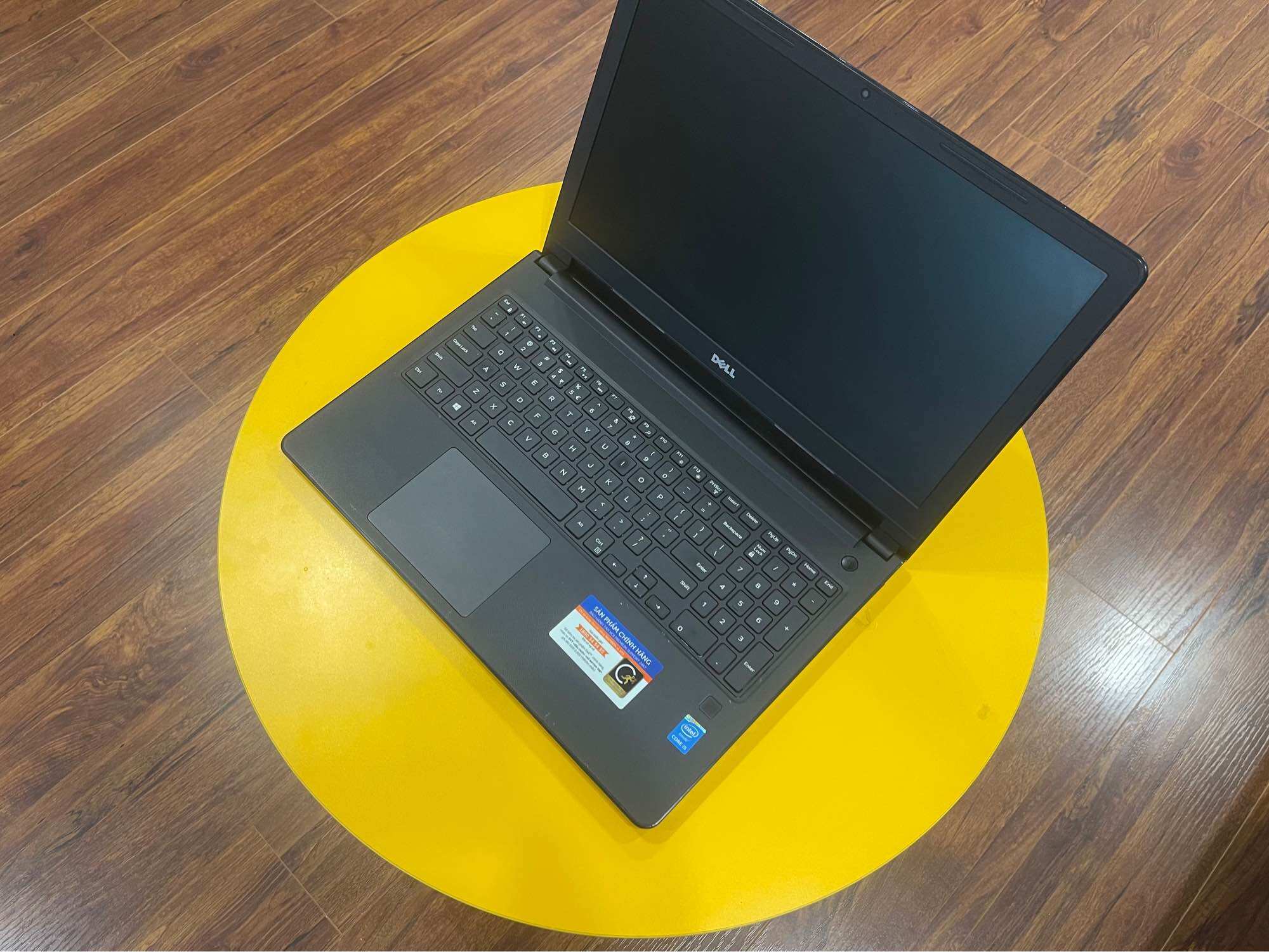 Laptop Dell 3578 i5 thời trang văn phòng