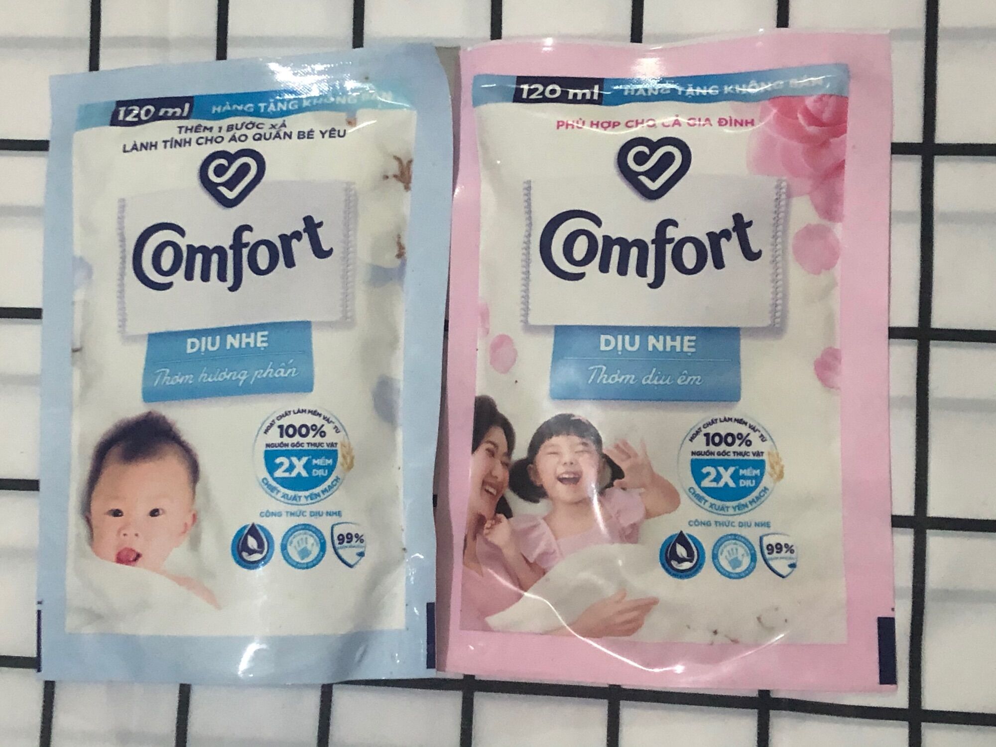 Nước xả vải comfort dịu nhẹ 120ml