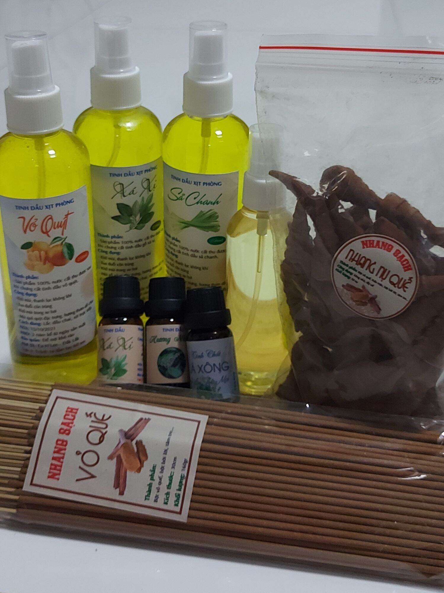 tinh dầu xịt phòng sả chanh