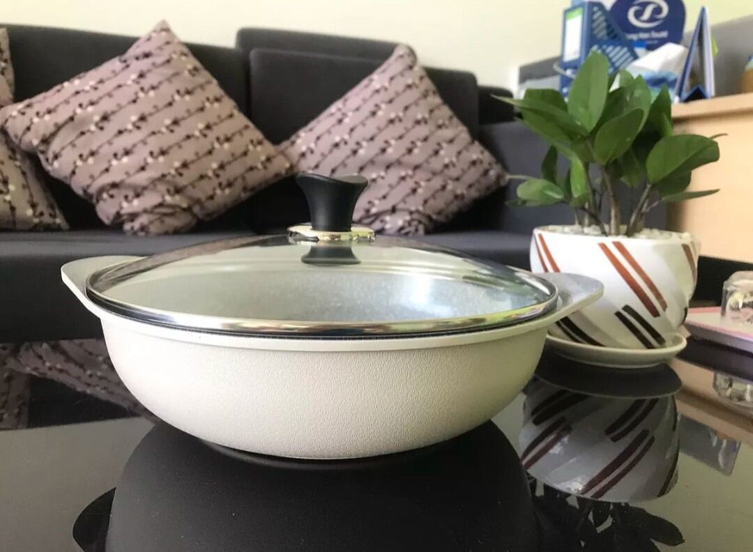 Nồi lẩu/chảo lẩu sâu lòng size 28cm ecoramic / chính hãng.