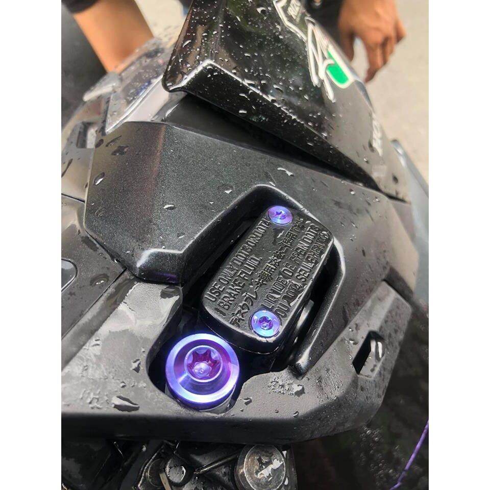 Ốc chân gương xe máy titan Gr5