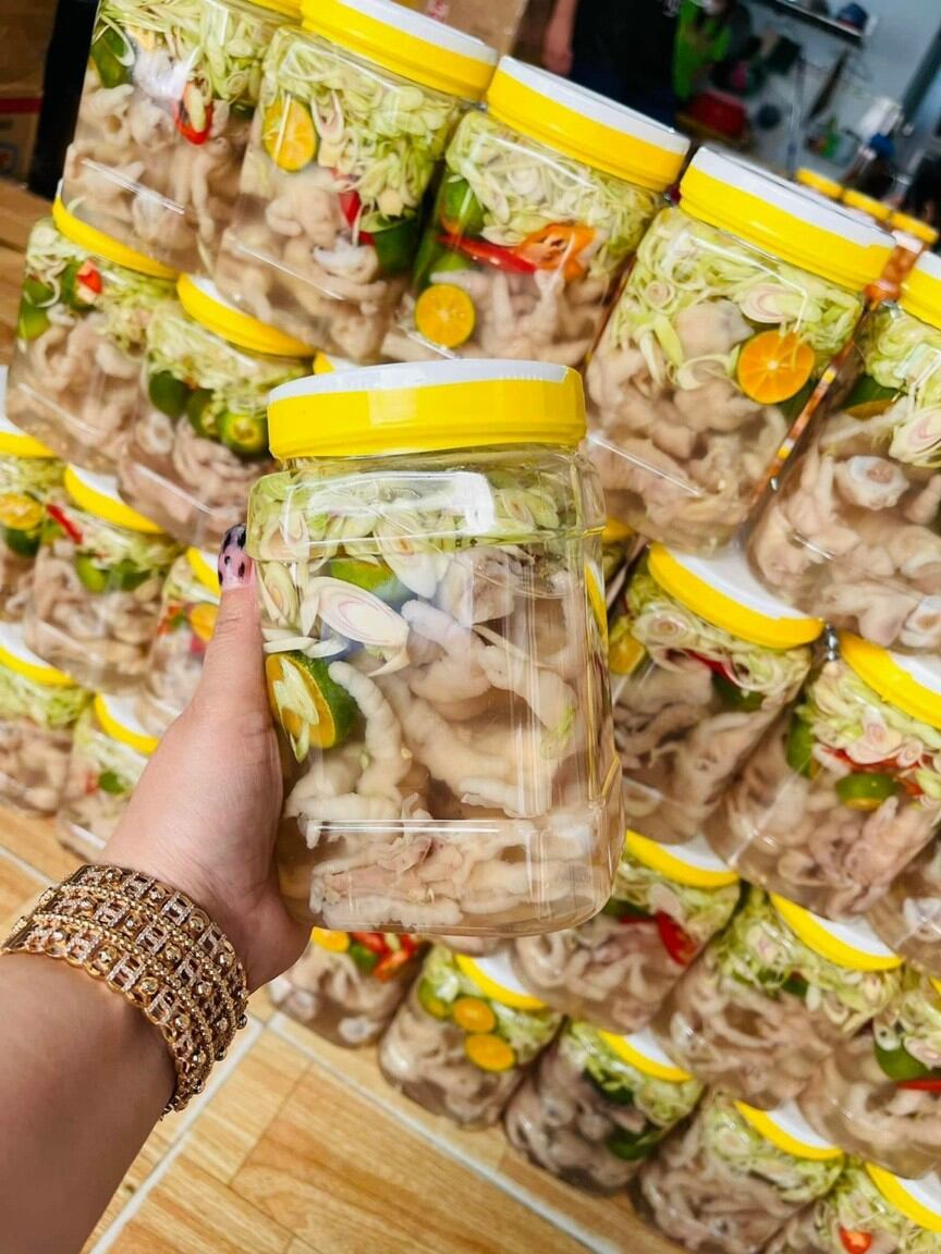 Chân gà ngâm xả tắc