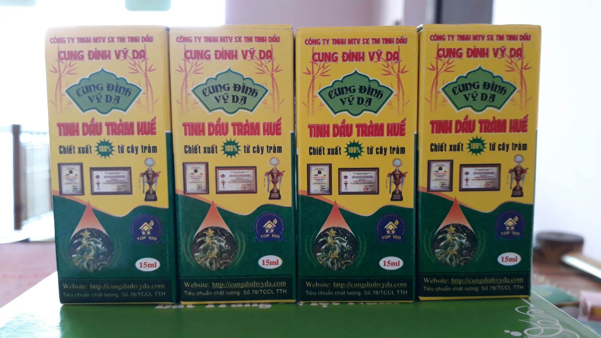 Tinh dầu tràm Huế 15ml, chiết xuất 100% từ cây tràm. Hue cajeput oil, extracted from Cajeput 15ml