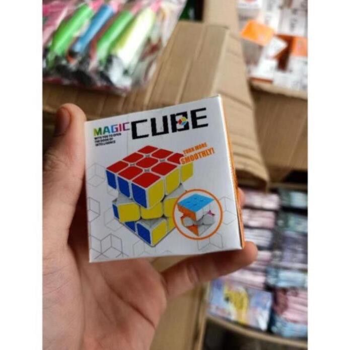 Rubik 3x3 phát triển trí não